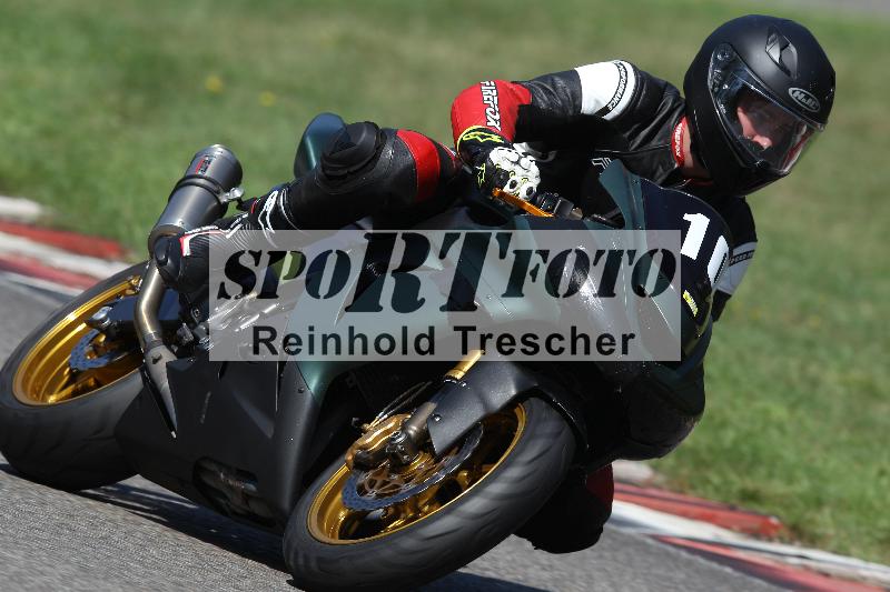 Archiv-2022/57 29.08.2022 Plüss Moto Sport ADR/Einsteiger/10